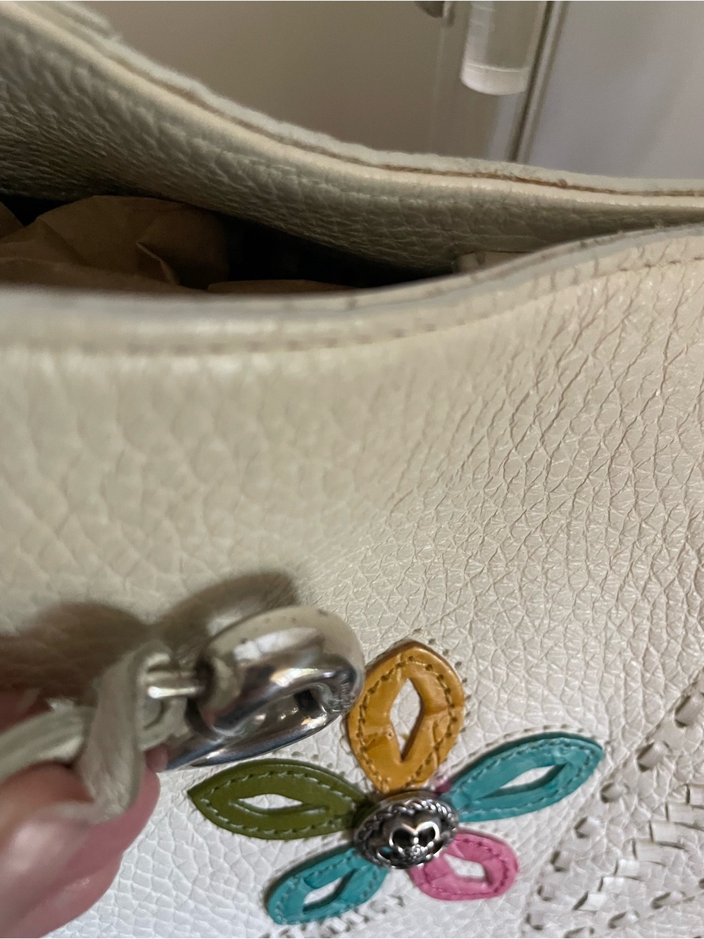 Brighton pebbled leather floral braided bag w leather appliqué’s/host pick - Picture 16 of 16